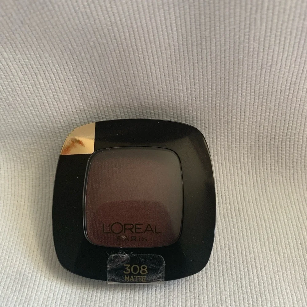 New In Package L'Oreal Paris Eyeshadow Trio - Brown, Silver, Blue - Picture 3 of 7